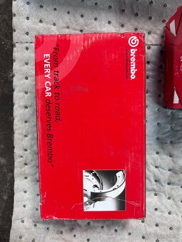 Brzdové čeľuste BREMBO - 3