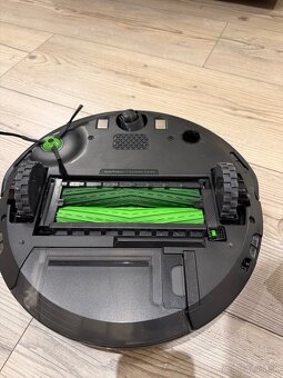PREDAM ROBOTICKY VYSAVAC IROBOT ROOMBA J7 - 3