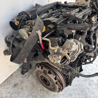 MOTOR TRISKI CERPADLO TURBO 950A2000 1.6 JTD BRAVO DELTA - 3