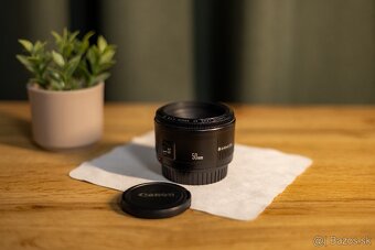 Canon EF 50mm f/1.8 II - 3