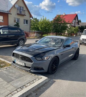Ford mustang 5.0 v8 - 3
