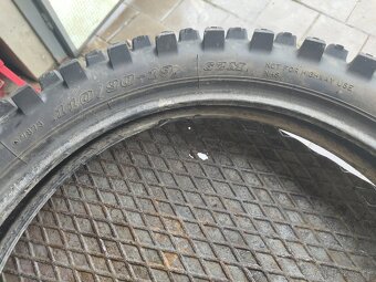 Predám motokrosovú pneumatiku Dunlop Geomax 110/90-19 - 3