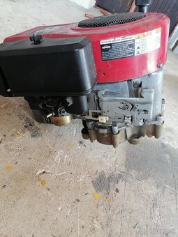 Motor briggs & stratton - 3