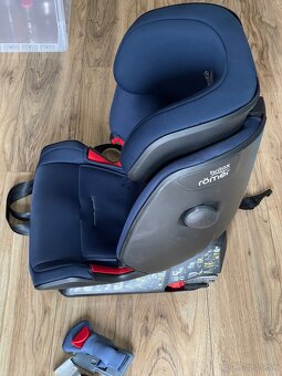 Britax Romer AdvansaFix IV R 9-18kg - 3