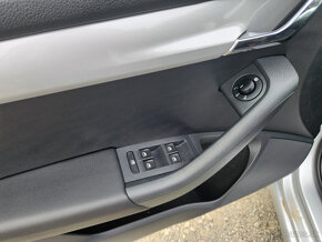 Škoda Octavia 1,6tdi 77kW najeto 1083km - 3