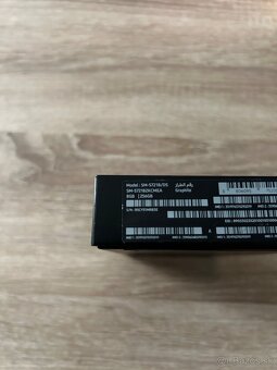 Samsung Galaxy S24 FE 8 GB/256 GB Black - 3