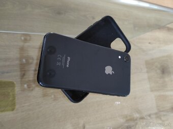 Predám Iphone XR 64GB verzia - 3