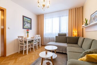 REZERVOVANÝ ZREKONŠTRUOVANÝ 3 IZBOVÝ BYT S LODŽIOU - 3