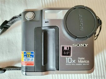 Sony Mavica FD7 - 3