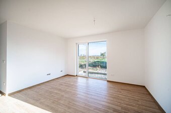 TOREA - ZELENÉ NIVY - 3i BYT SO ZÁHRADKOU V BYT. DOME D - PE - 3