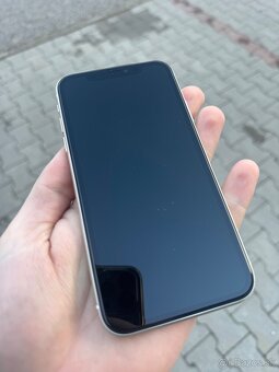 iPhone 11 64GB white - 3