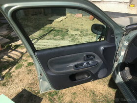 Renault Clio - 3