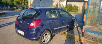 Predám Opel Corsa 1.3 CDTI - 3