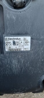 Vysávač Electrolux - 3
