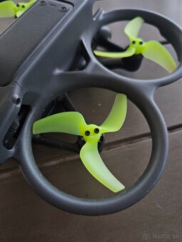 Predám Dji Avata 2 -4xbatéria,2ovládače,Kufrík+príslušenstvo - 3