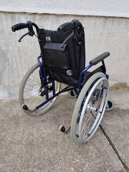 Skladací invalidný vozík - 3