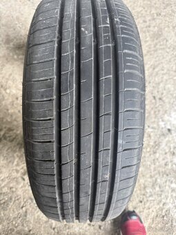Pneumatiky letné 215/60R16 8mm - 3