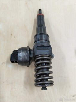 Predám vstrekovače 038130073AK - 3