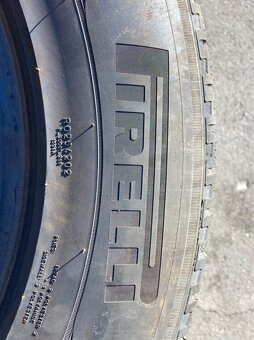 ZIMNÍ PNEUMATIKY PIRELLI 245/65r17 6mm - 3