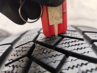 Zimné 205 55 R16 continental - 3