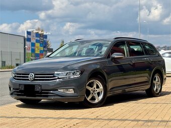 Volkswagen Passat Variant 2.0 TDI EVO Elegance DSG - 3