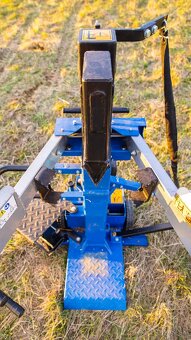 Prenájom štiepačky - 3