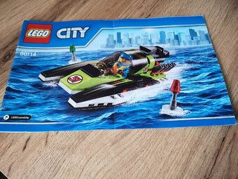LEGO City 60114 Pretekársky čln - 3
