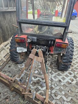 Traktor MT8-050 prerobeny - 3