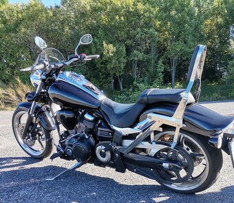Yamaha Raider XV 1900 - 3