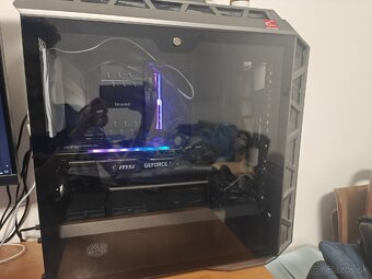 Predám CoolerMaster H500P case - 3