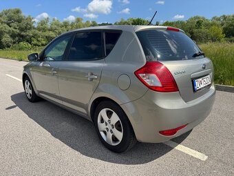 KIA CEED 1.4 77kW ( benzín) REZERVOVANÉ - 3