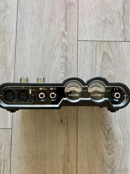 Line6 UX2 – externá zvuková karta - 3
