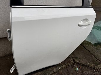 Ľavé zadné dvere Toyota Auris II E180 Combi Farba 040 - 3