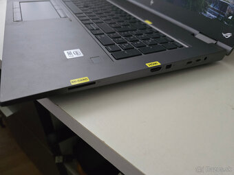 HP ZBook Fury 17 G7 - 3