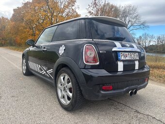 Mini Cooper R56 1.6 benzin 88kw Top Stav 2008 - 3