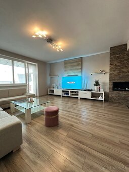 Veľkometrážny 3 izbový byt v centre mesta Nitra - 3