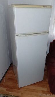 Chladnička s mrazničkou - 3