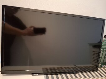 Predám TV TOSHIBA  32L3963DG - 3