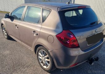 Rozpredám Kia cee'd ceed 1.6 crdi 85kw 2008 - 3
