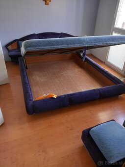 Postel,toaletný stolík,tabureta - 3