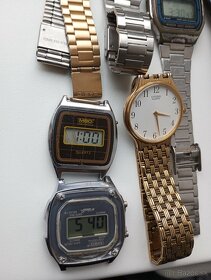 Staré digitálně hodinky - 3