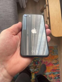 Apple Iphone SE 2020 Black - 3