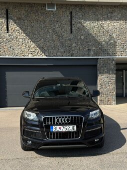 Q7 3,0 TDI 180kW Quattro A8 - 3