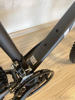 Predám nový pánsky horský bicykel Kross Hexagon 3.0 21 27,5 - 3
