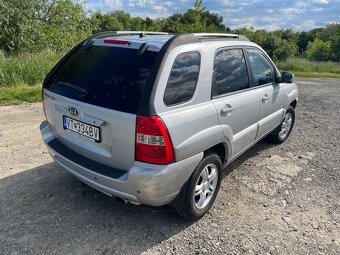 KIA SPORTAGE 2,0 benzin r.v.2006 - 3