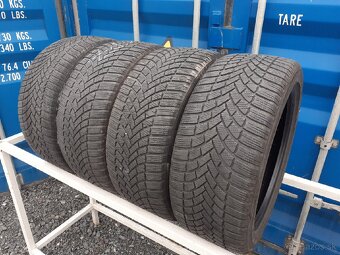 235/45R17 Zimné pneumatiky Bridgestone - 3