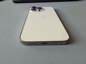 iPhone 14 Pro Max 256 GB – Gold - 3