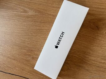 NOVÝ Apple watch SE - 3