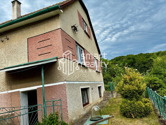 Na predaj rodinný dom s veľkým pozemkom – Vyhne, časť Pesera - 3