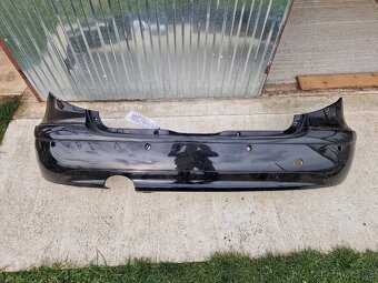 Predam zadny naraznik na mercedes A 160 - 3